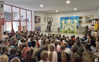 Kazališna čarolija u OŠ kneza Mislava: „Kraljević Žabac“